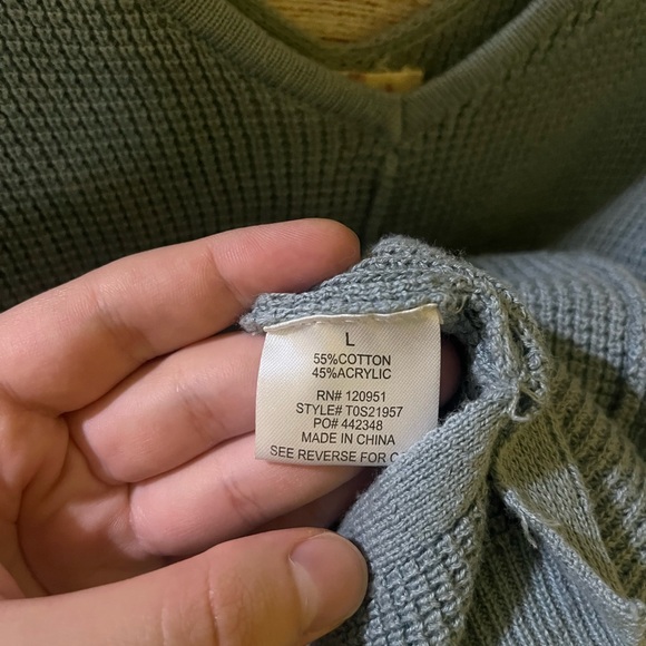 🤎3/$10 Hippie Rose Blue Sweater Size Large - Picture 3 of 4